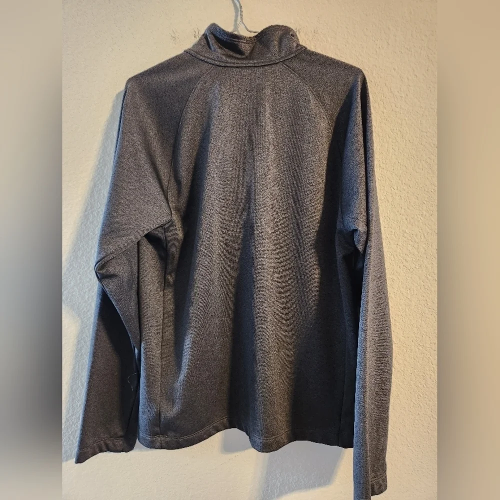 The North Face Men’s Half zip fleece lined grey pullover size medium